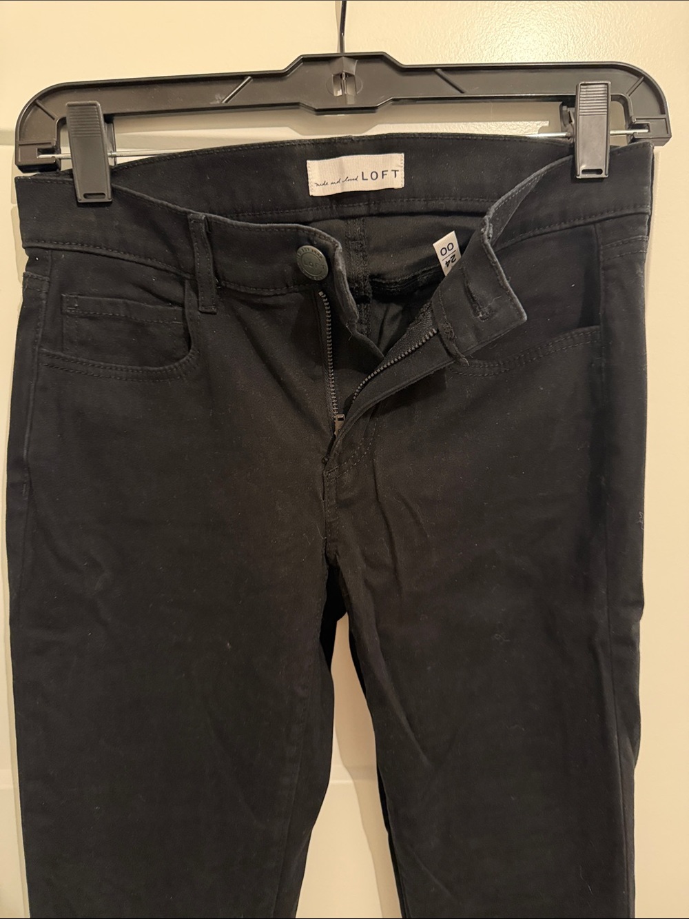 LOFT Black High-Rise Stretch Skinny Pants